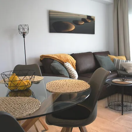 Apartment Edf. Miami, Bajo