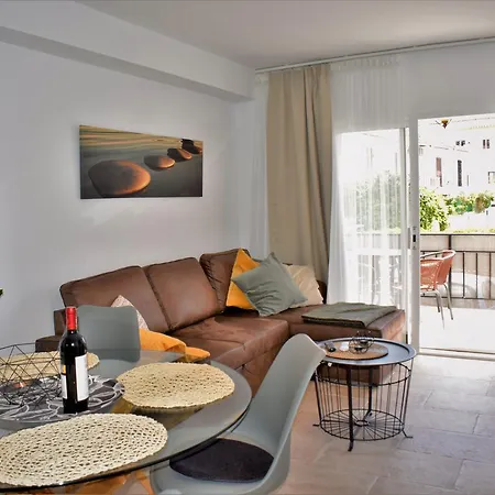 Edf. Miami, Bajo * Nerja